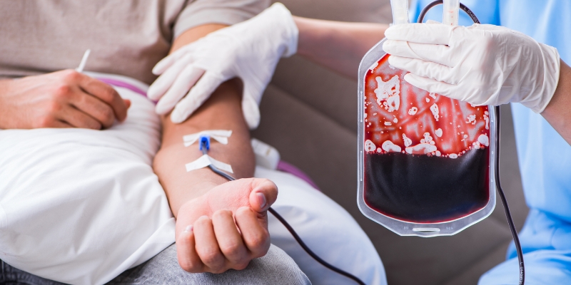 Rechaza transfusión sanguínea por motivos religiosos