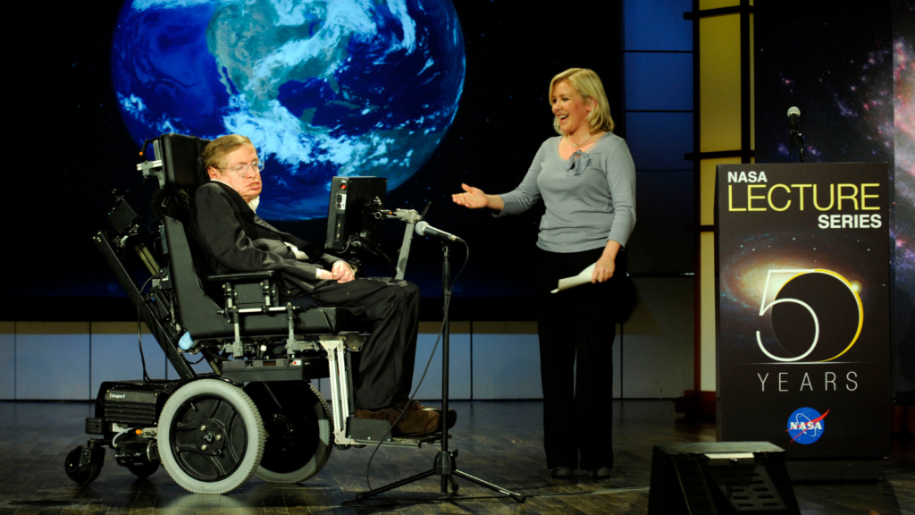 Sthepehn Hawking, fallecido en 20128 a causa de la esclerosis lateral amiotrófica 